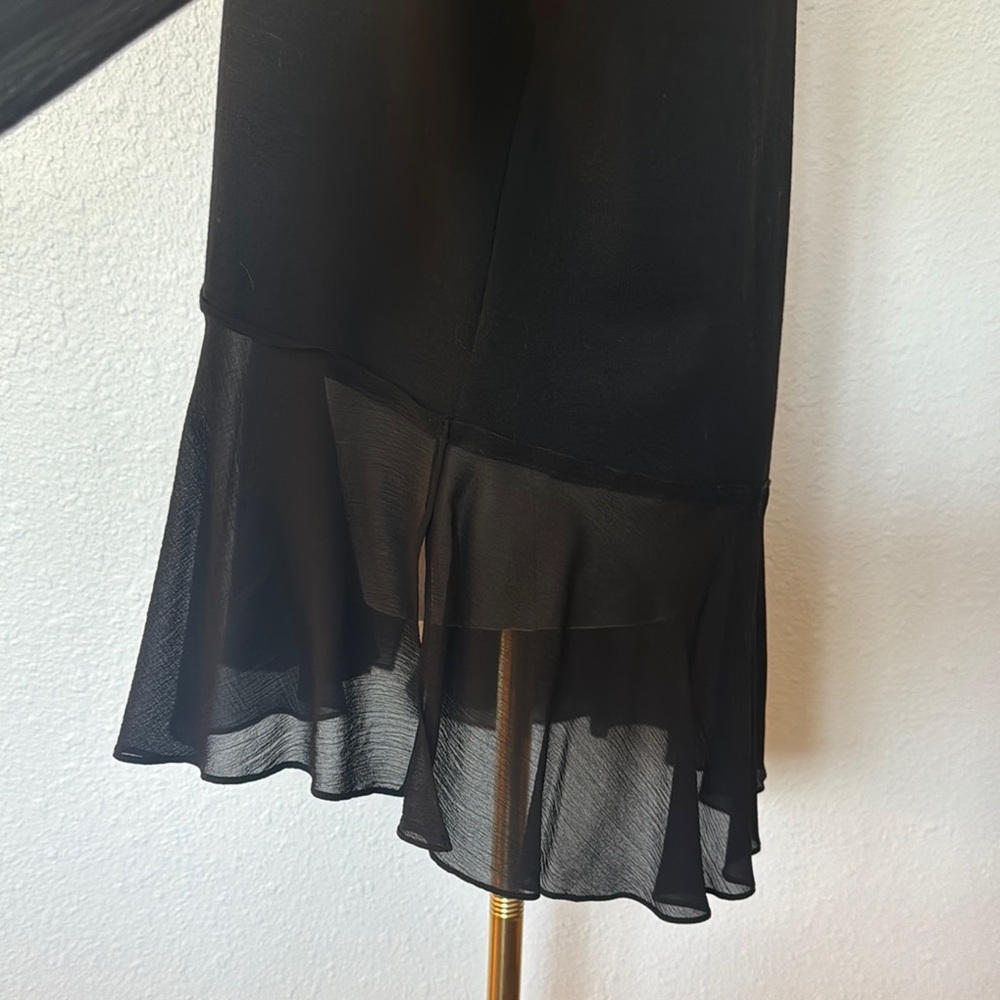 Theory Long Sleeve Blouse with Silk Peplum Hem size Large - Picture 9 of 16